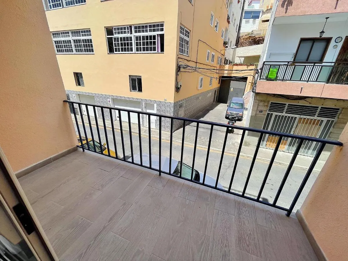 Candelaria Los Cristianos  0*, Los Cristianos (Tenerife) İspanya
